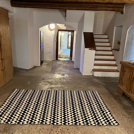 Hotel Chasa Chalavaina Müstair Esterno foto