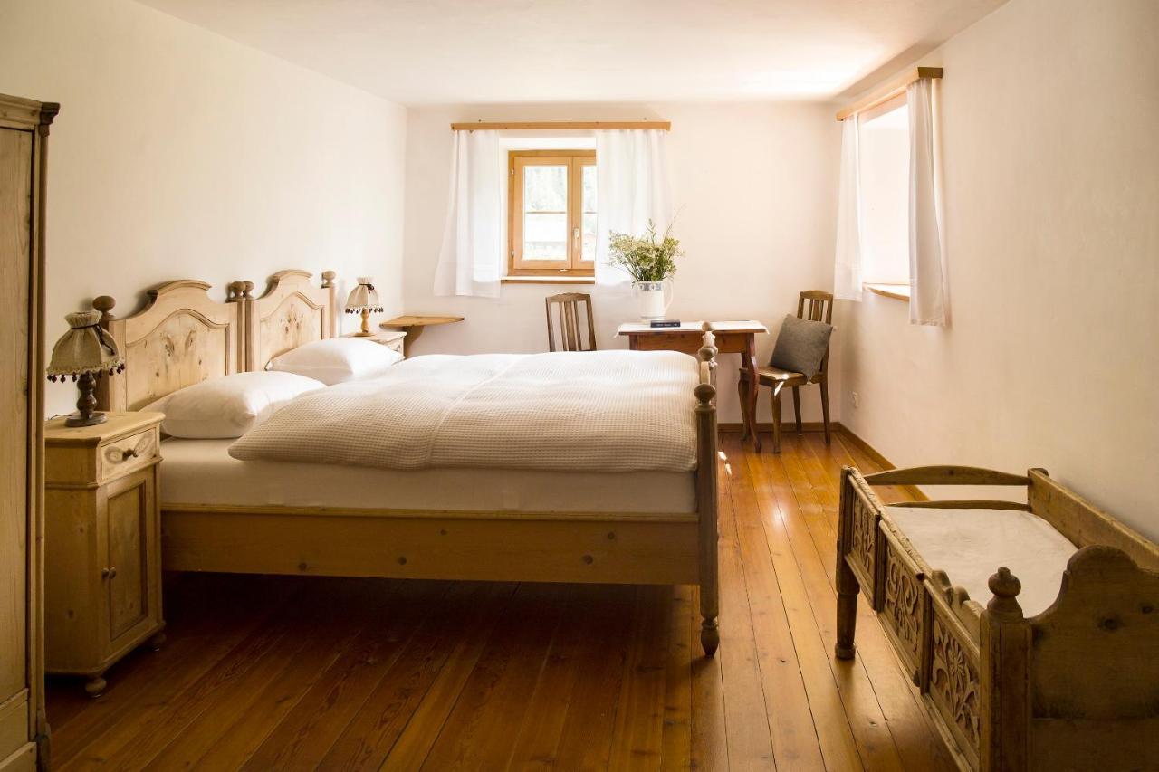Hotel Chasa Chalavaina Müstair Camera foto