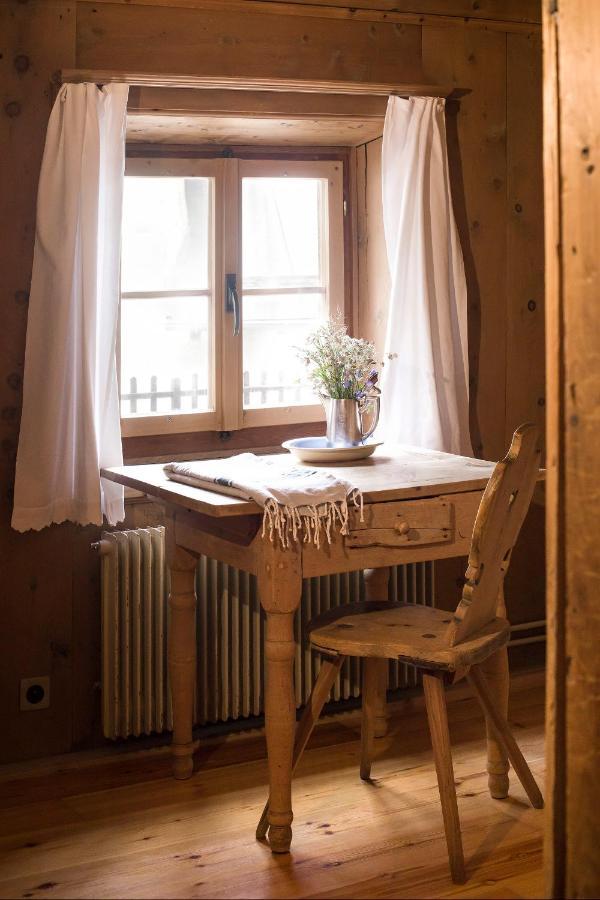 Hotel Chasa Chalavaina Müstair Esterno foto