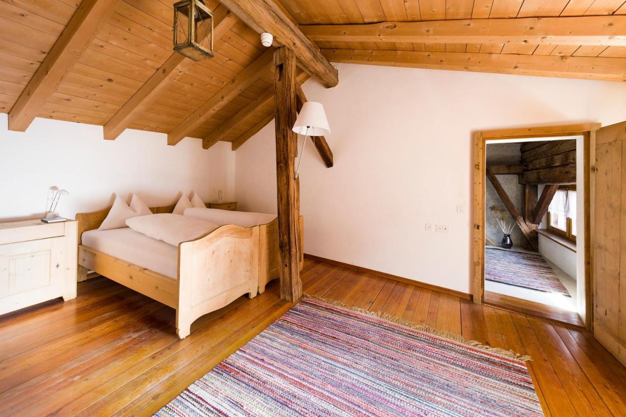 Hotel Chasa Chalavaina Müstair Camera foto